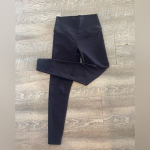 Size small yoga pants.